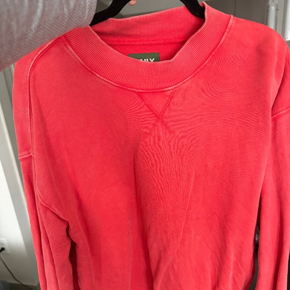 Daily Drills Sunbleached Red Mockneck M/L - Picture 1 of 1